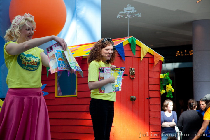 [IMG_6395.JPG] Mr Tumble at Westfield - Something Special Magazine Launch CBeebies