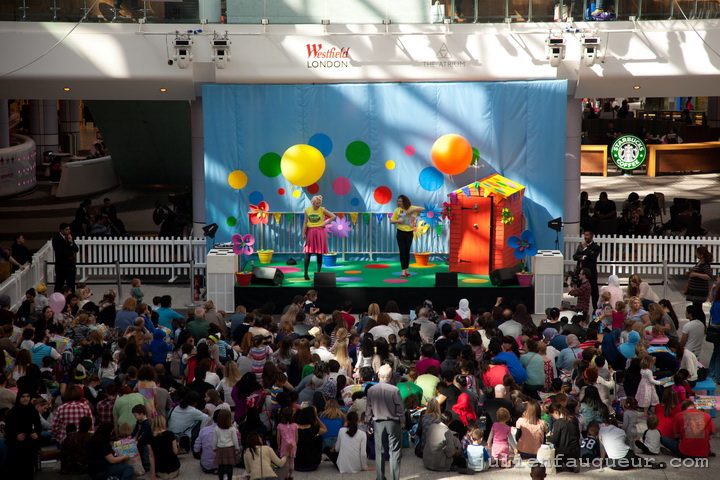 [IMG_6460.JPG] Mr Tumble at Westfield - Something Special Magazine Launch CBeebies
